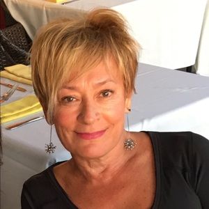 Meet your Posher, Andrea